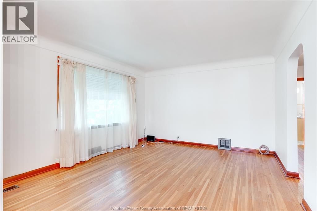 3256 Dominion Boulevard, Windsor, Ontario  N9E 2N5 - Photo 10 - 26017347