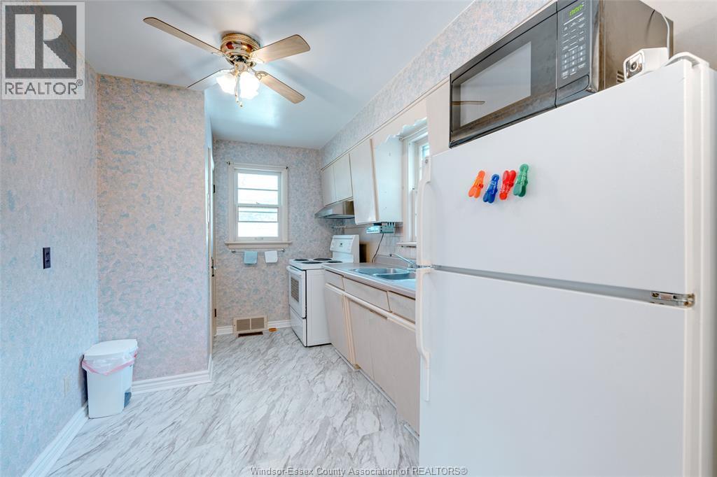 3256 Dominion Boulevard, Windsor, Ontario  N9E 2N5 - Photo 13 - 26017347