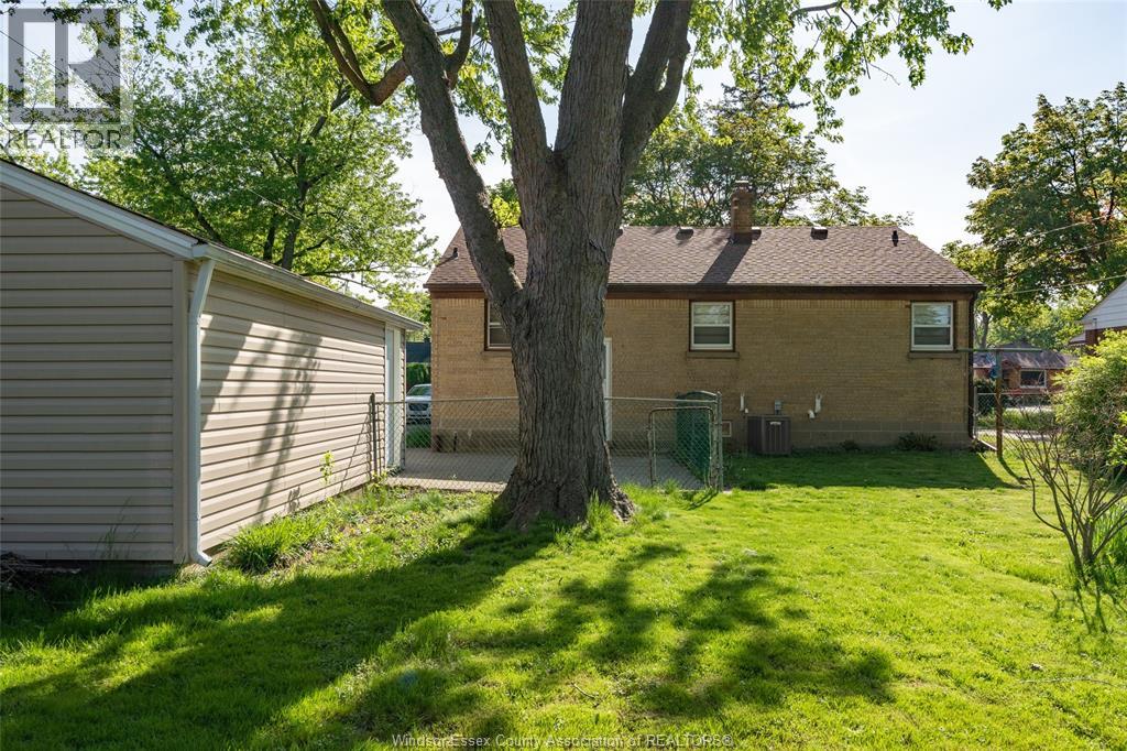 3256 Dominion Boulevard, Windsor, Ontario  N9E 2N5 - Photo 35 - 26017347