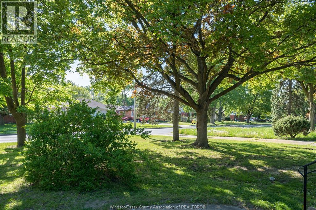 3256 Dominion Boulevard, Windsor, Ontario  N9E 2N5 - Photo 39 - 26017347