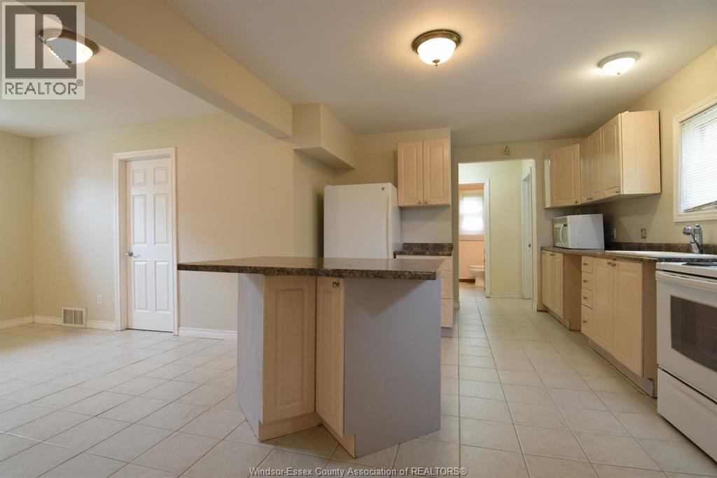 825 Brant, Windsor, Ontario  N9A 3G2 - Photo 7 - 26017523