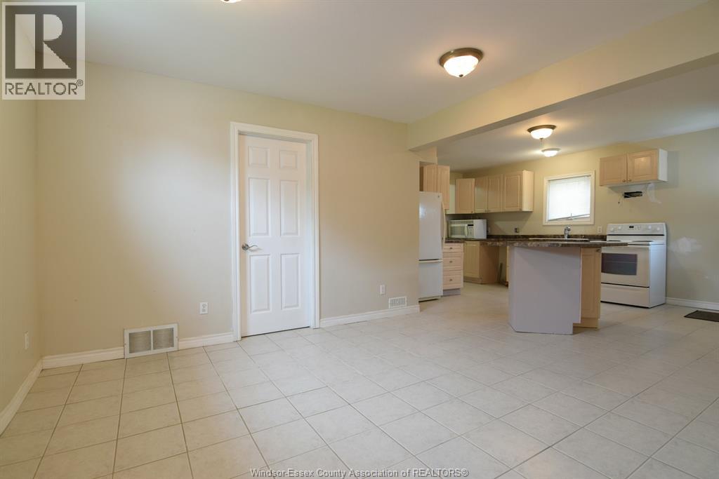 825 Brant, Windsor, Ontario  N9A 3G2 - Photo 9 - 26017523