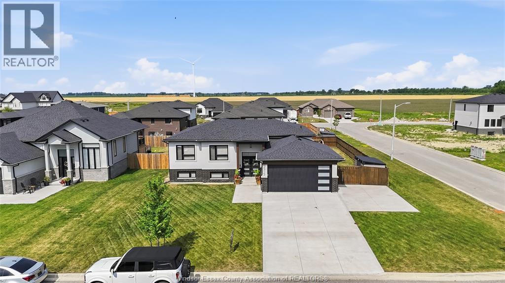 5515 Nostadt, Comber, Ontario  N0P 1J0 - Photo 32 - 26017520