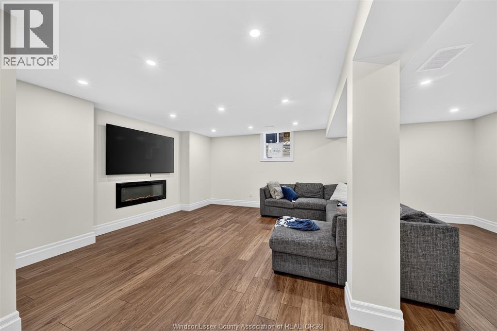 1343 Monticello Street, Windsor, Ontario  N8P 0B8 - Photo 34 - 26017460