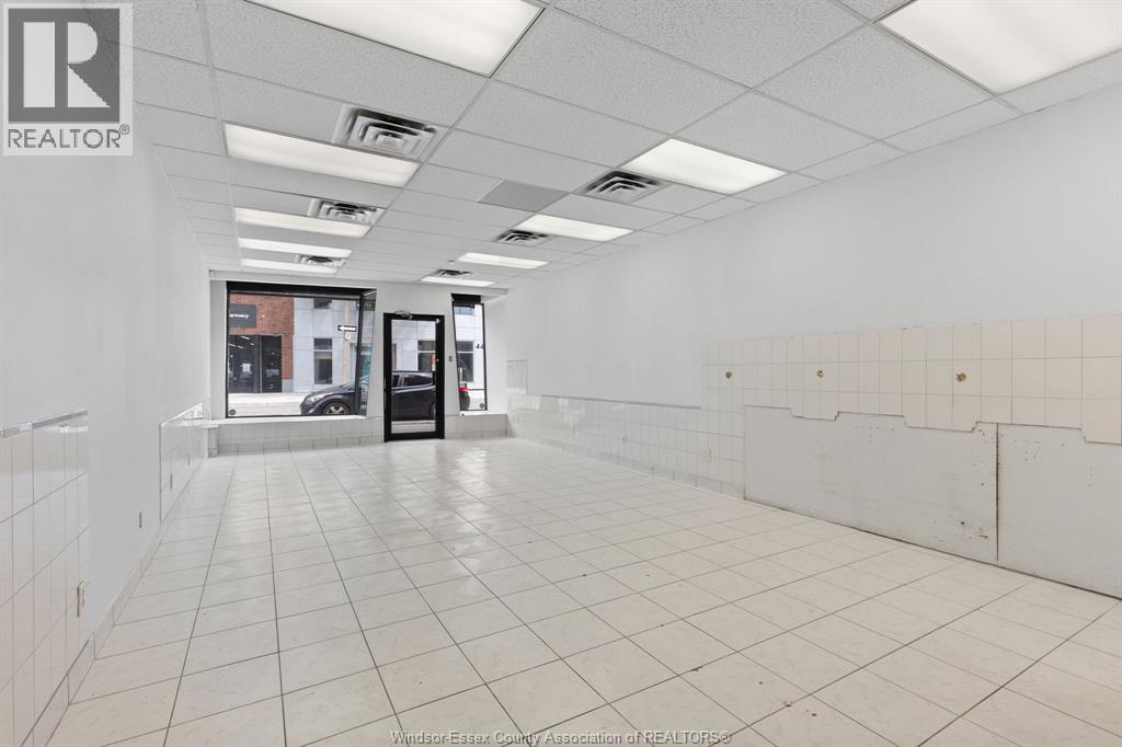 37 Chatham Street East, Windsor, Ontario  N9A 2W2 - Photo 6 - 26017572