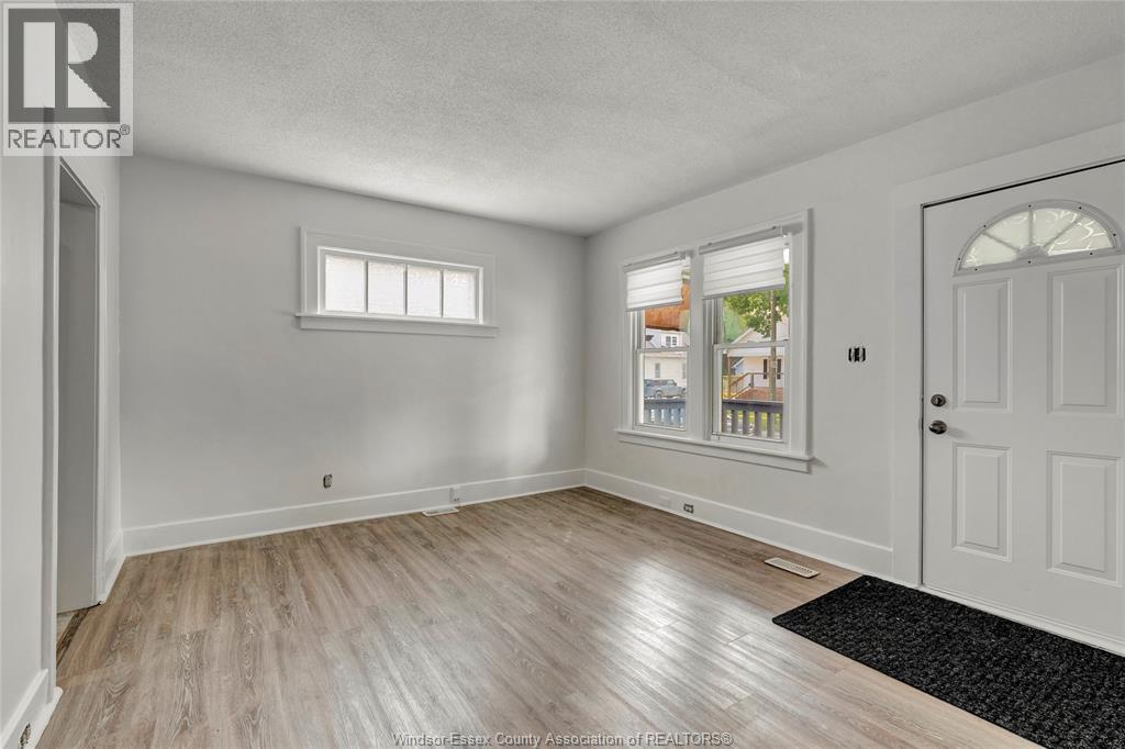 842-844 Ellrose Avenue Unit# Duplex, Windsor, Ontario  N8Y 3W7 - Photo 2 - 26017576
