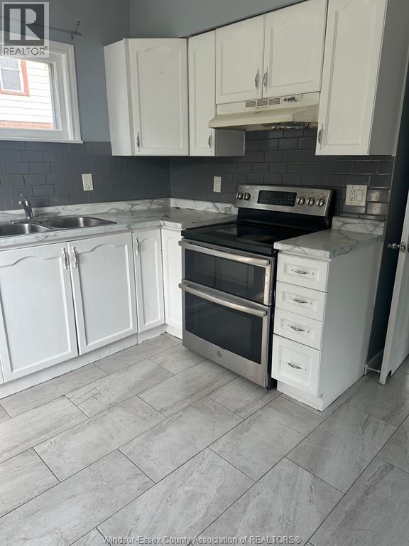 1495 Benjamin, Windsor, Ontario  N8X 4N2 - Photo 4 - 26017598