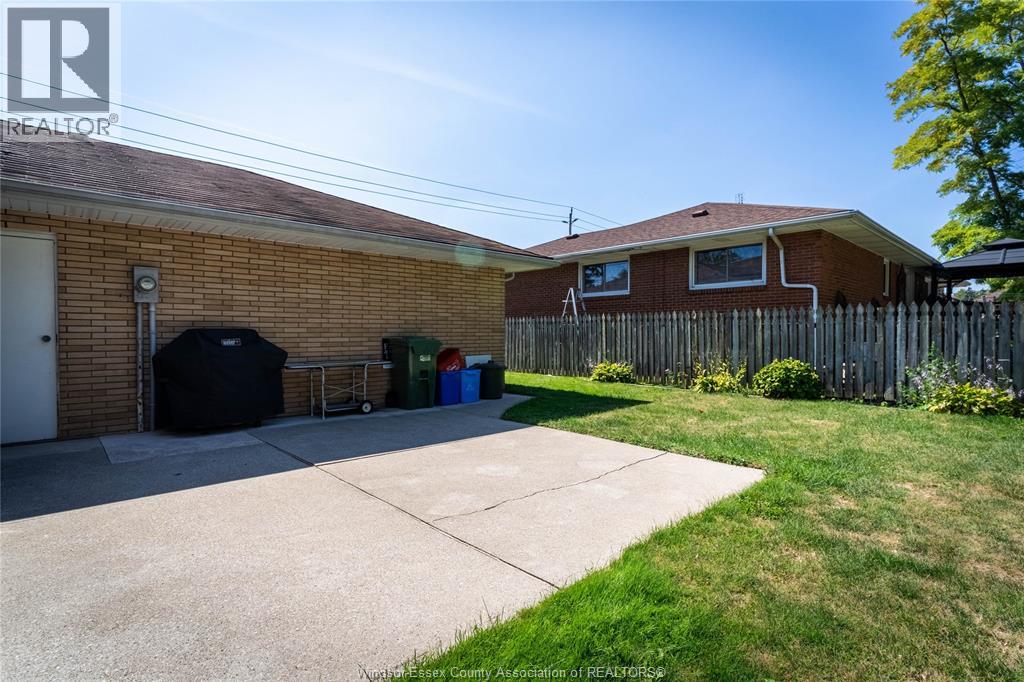 760 Wallace, Windsor, Ontario  N9G 1L9 - Photo 27 - 26017574