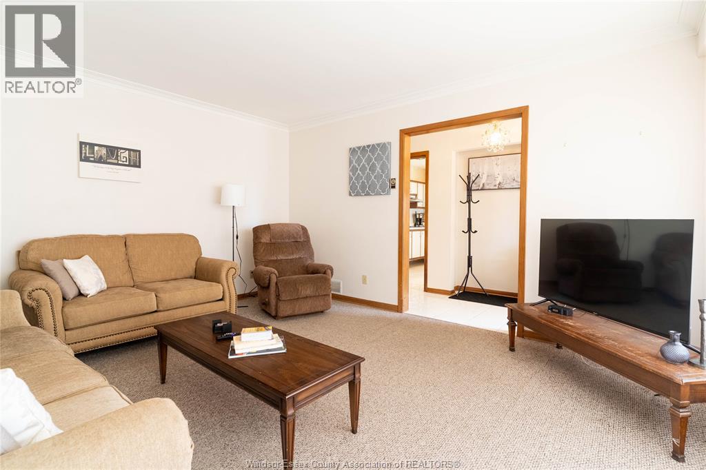 760 Wallace, Windsor, Ontario  N9G 1L9 - Photo 8 - 26017574