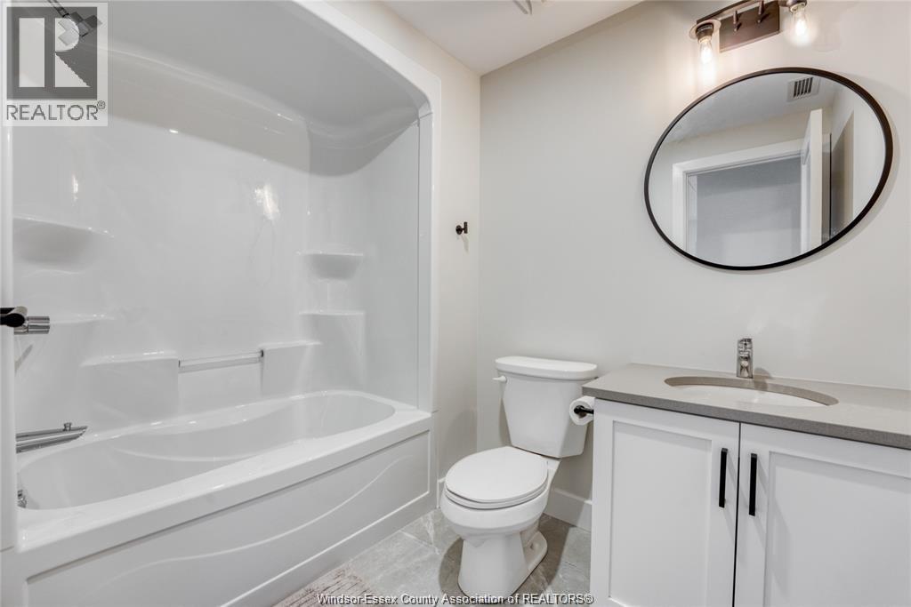 4578 Huron Church Line Road Unit# 205, Lasalle, Ontario  N9H 0M2 - Photo 18 - 26017610