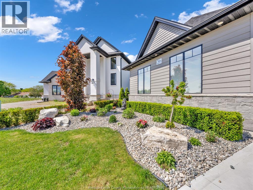 36 Manuel Court, Harrow, Ontario  N0R 1G0 - Photo 2 - 26017634