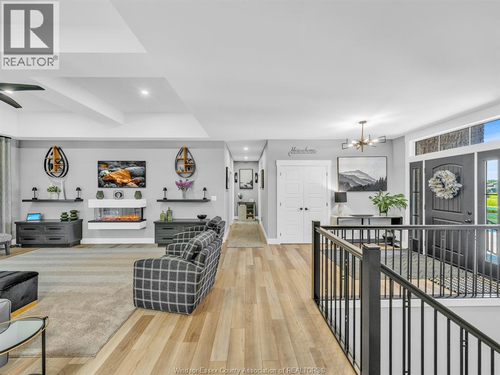 36 Manuel Court, Harrow, Ontario  N0R 1G0 - Photo 4 - 26017634