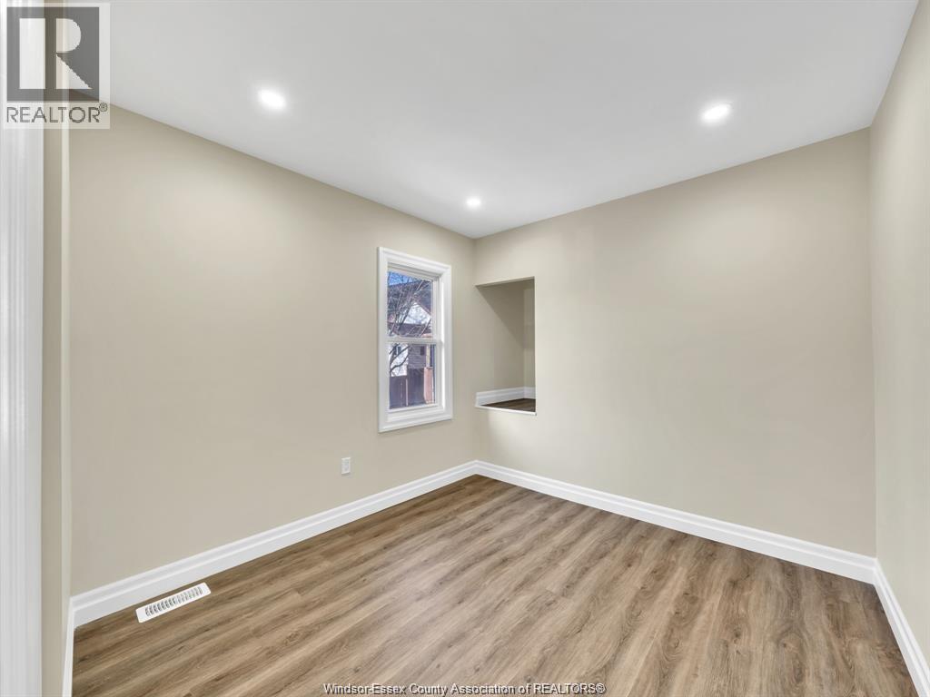 1568 York Street Street, Windsor, Ontario  N8X 1W4 - Photo 12 - 26017632