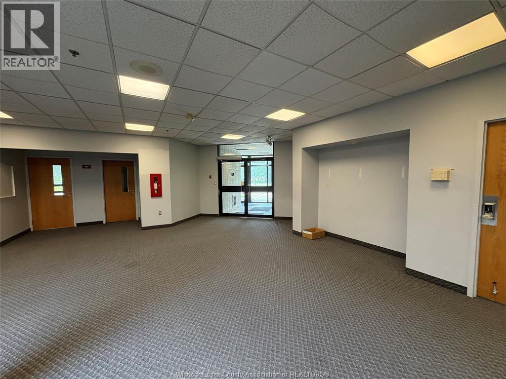 3909 Grand Marais Road East, Windsor, Ontario  N8W 1W9 - Photo 5 - 26017628