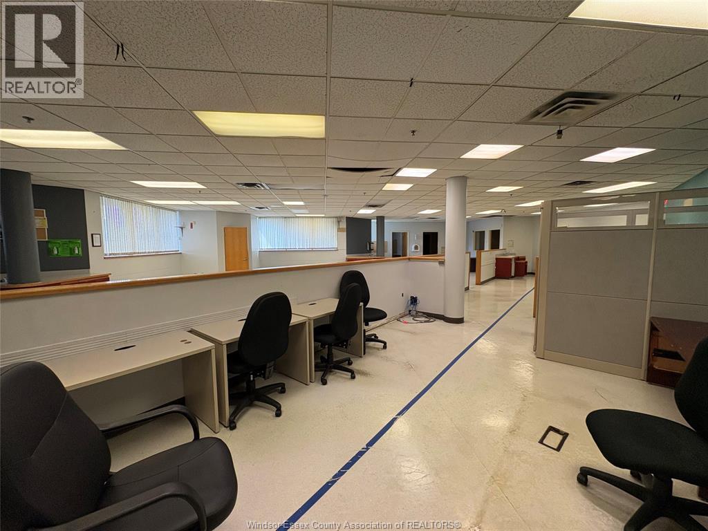 3909 Grand Marais Road East, Windsor, Ontario  N8W 1W9 - Photo 9 - 26017628