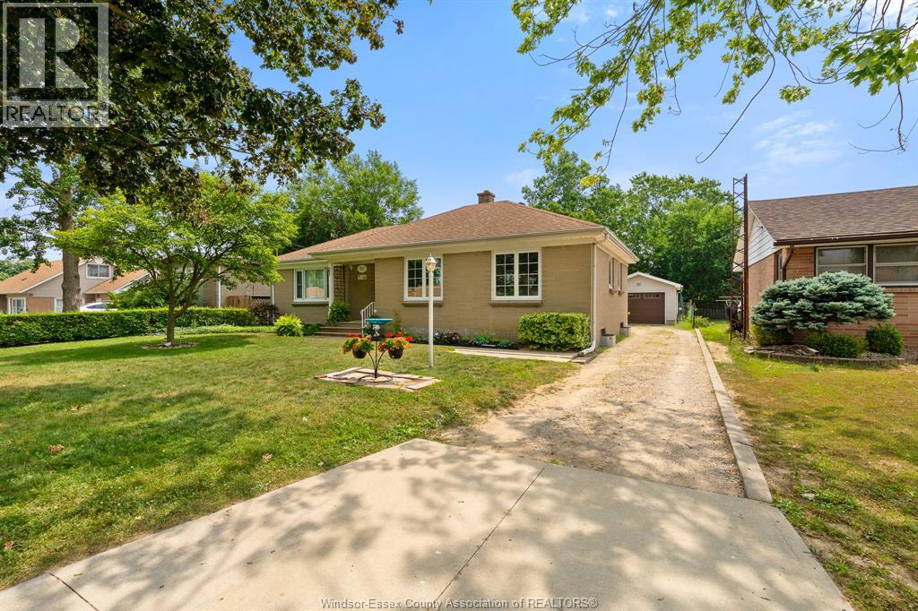 34 Melrose Avenue, Leamington, Ontario  N8H 2J2 - Photo 2 - 26015829