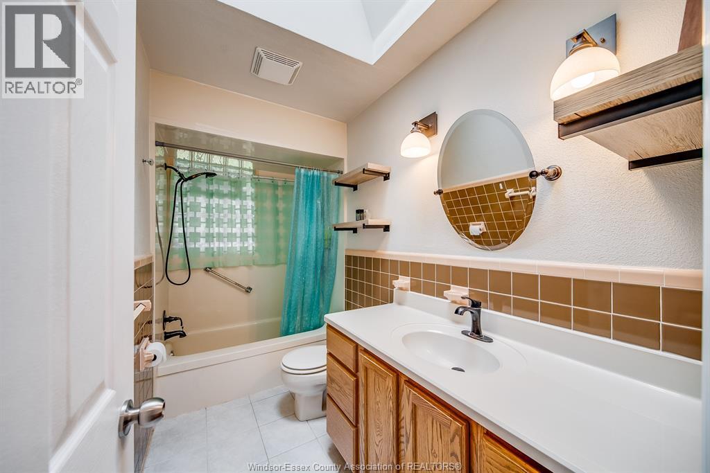 3063 Bruce Avenue, Windsor, Ontario  N9E 1W3 - Photo 21 - 26017614