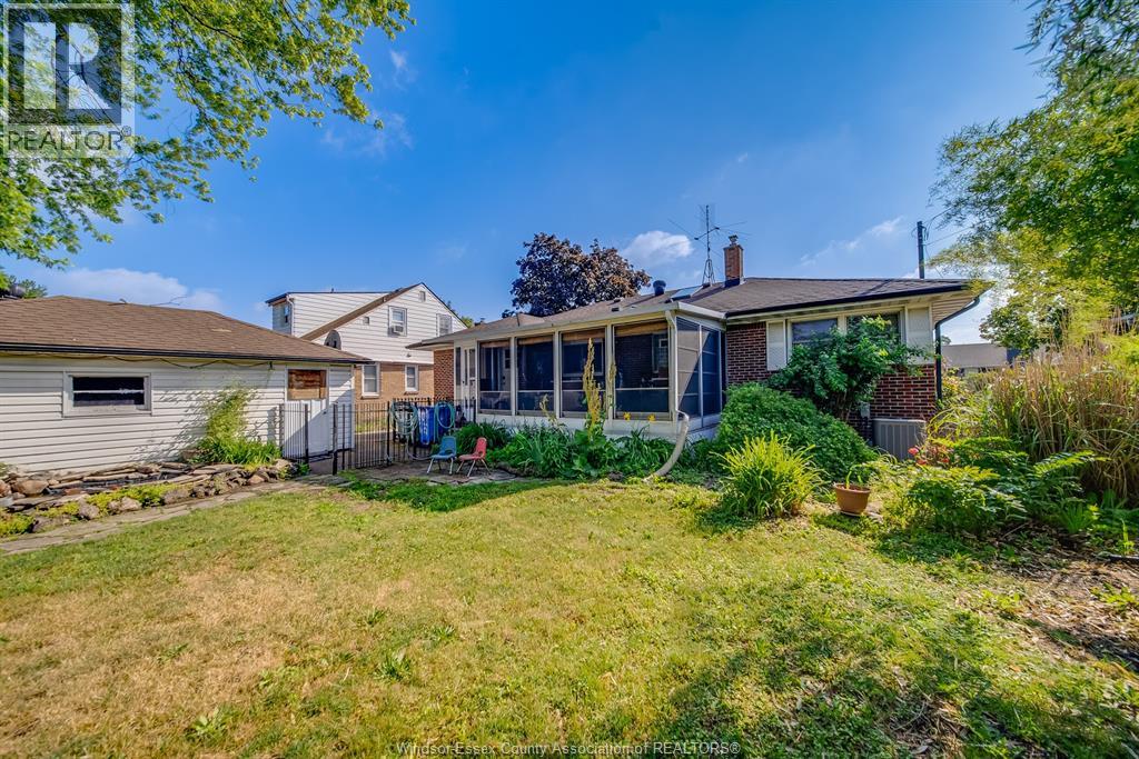 3063 Bruce Avenue, Windsor, Ontario  N9E 1W3 - Photo 42 - 26017614