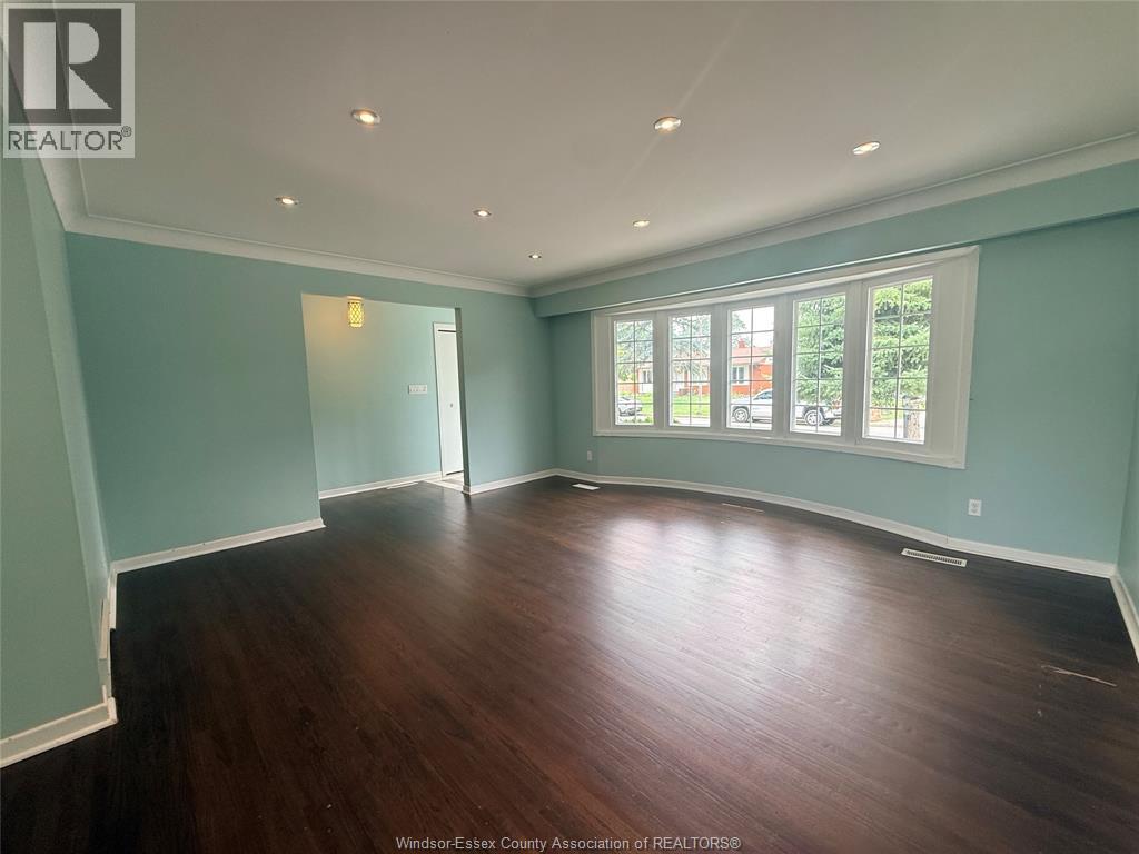 2450 Academy Drive Unit# Main Floor, Windsor, Ontario  N9E 2G6 - Photo 2 - 26017661