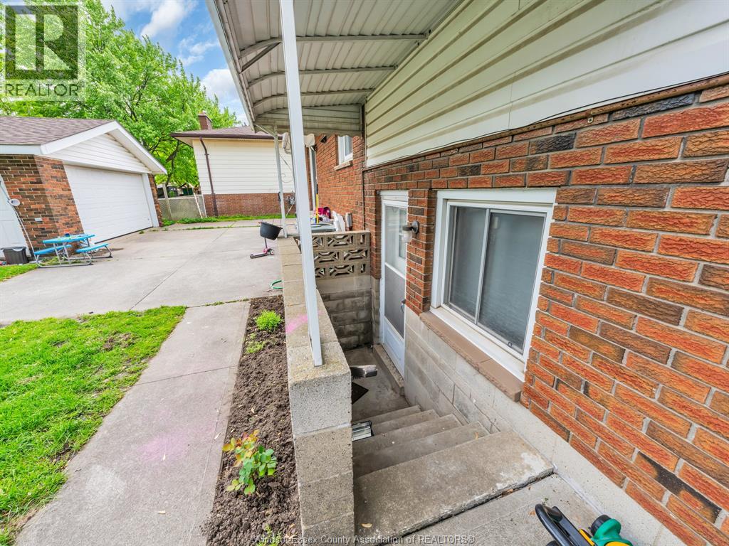2976 Buttery Court Unit# Lower, Windsor, Ontario  N9E 3W4 - Photo 5 - 26017655