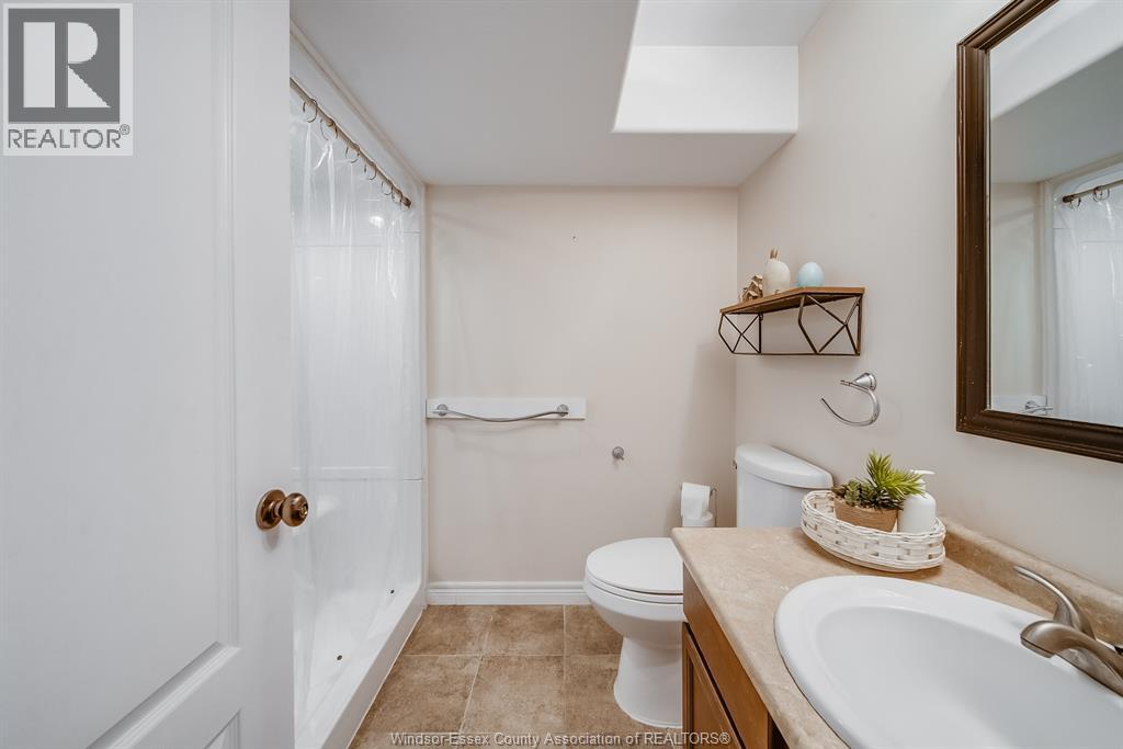 205 Whisper Creek Circle, Tecumseh, Ontario  N9K 1G3 - Photo 38 - 26017584