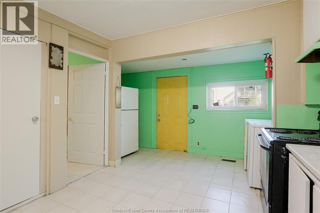 361 Josephine, Windsor, Ontario  N9B 2K9 - Photo 10 - 26017657