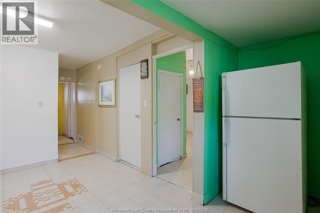 361 Josephine, Windsor, Ontario  N9B 2K9 - Photo 12 - 26017657