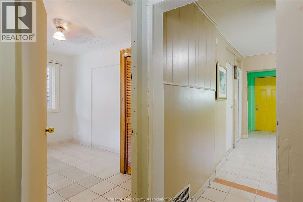 361 Josephine, Windsor, Ontario  N9B 2K9 - Photo 5 - 26017657