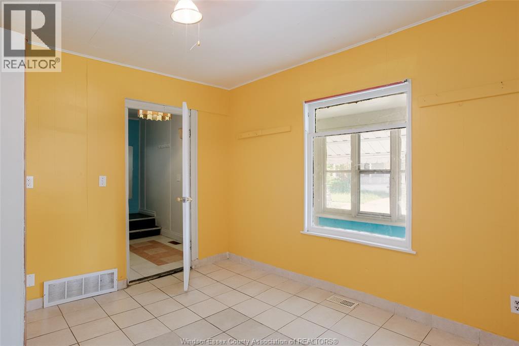 361 Josephine, Windsor, Ontario  N9B 2K9 - Photo 7 - 26017657