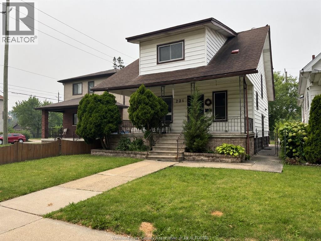 781 Pierre, Windsor, Ontario  N9A 2K4 - Photo 1 - 26017685