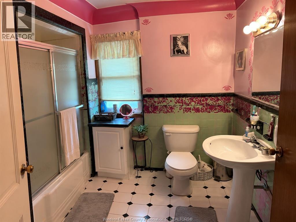 781 Pierre, Windsor, Ontario  N9A 2K4 - Photo 12 - 26017685
