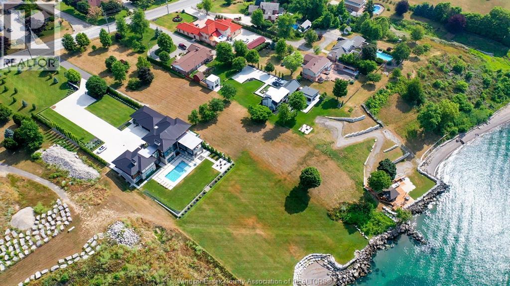 366 Seacliff Drive West, Leamington, Ontario  N8H 4E1 - Photo 5 - 26017692