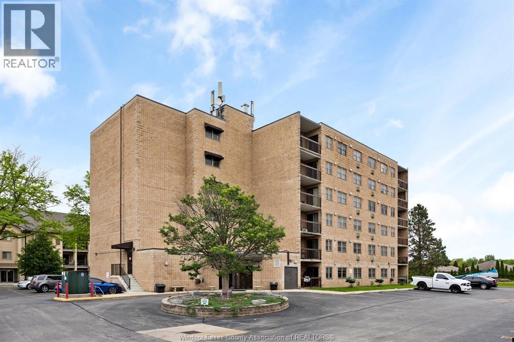 1905 NORMANDY Unit# 405, LaSalle, Ontario