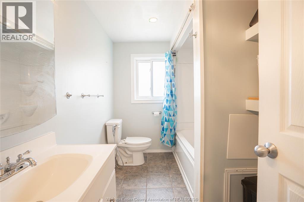 1554 Lesperance Road, Tecumseh, Ontario  N8N 1Y1 - Photo 20 - 26017593