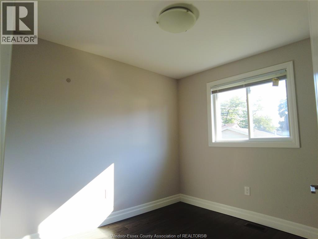 1883 Arthur, Windsor, Ontario  N8W 4V2 - Photo 11 - 26017727