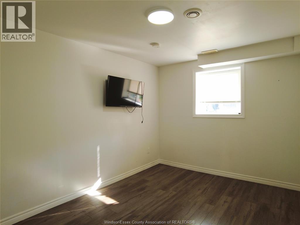 1883 Arthur, Windsor, Ontario  N8W 4V2 - Photo 15 - 26017727