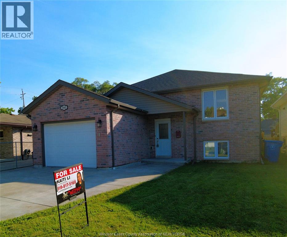 1883 Arthur, Windsor, Ontario  N8W 4V2 - Photo 2 - 26017727