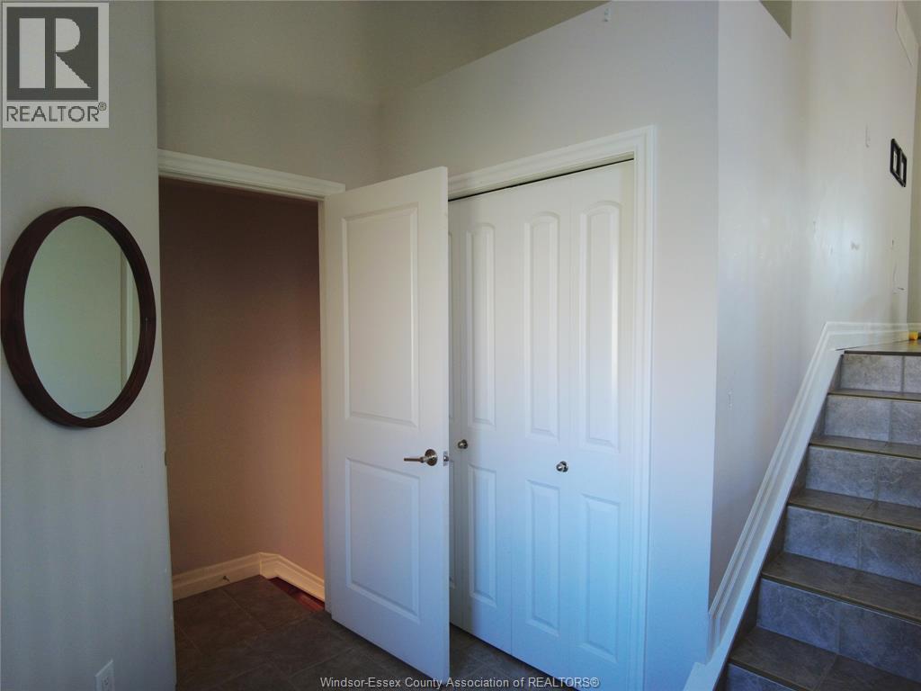 1883 Arthur, Windsor, Ontario  N8W 4V2 - Photo 3 - 26017727