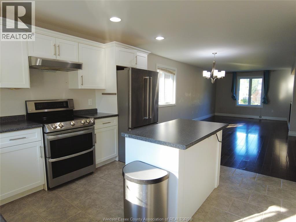 1883 Arthur, Windsor, Ontario  N8W 4V2 - Photo 6 - 26017727