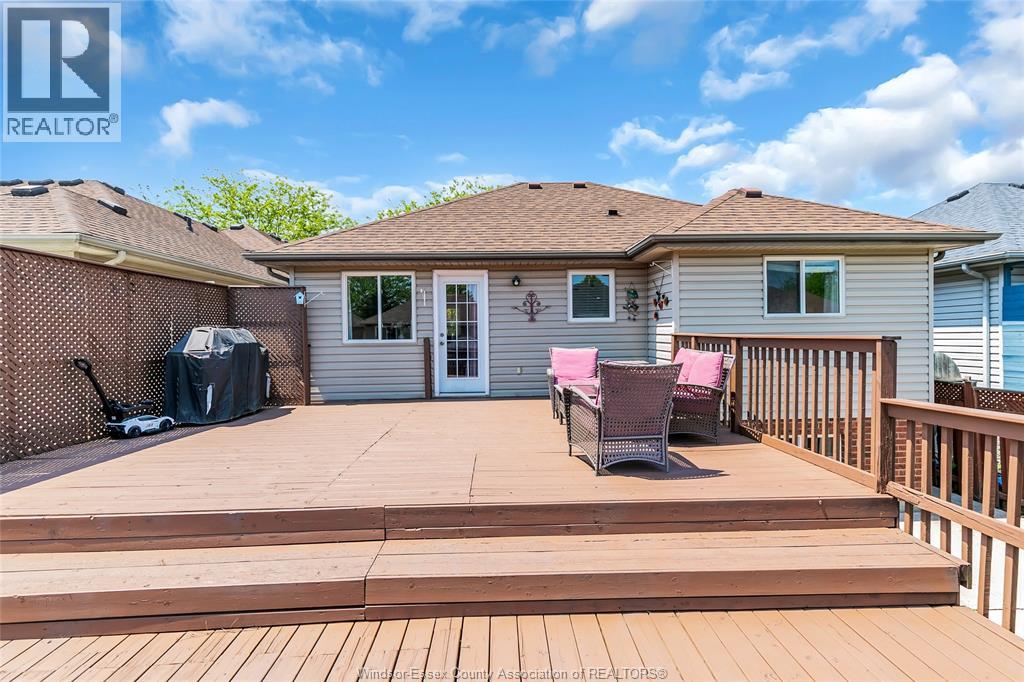992 Whistler, Windsor, Ontario  N8P 1L2 - Photo 33 - 26017734