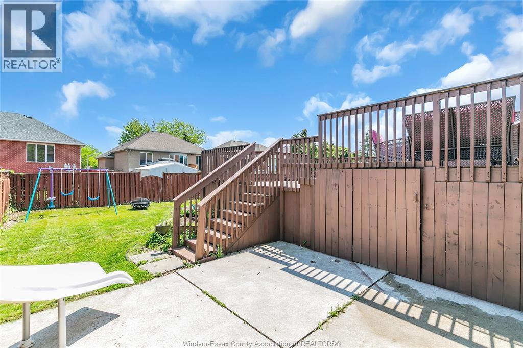 992 Whistler, Windsor, Ontario  N8P 1L2 - Photo 34 - 26017734