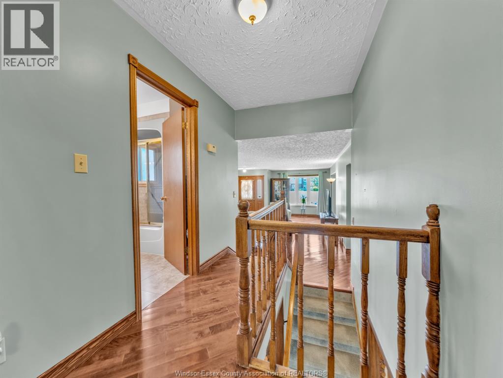 24 Camelot Avenue, Leamington, Ontario  N8H 4V6 - Photo 17 - 26017683