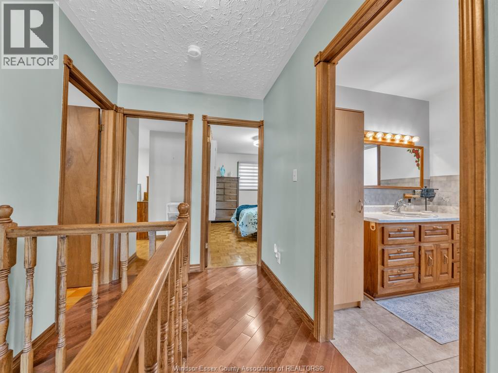 24 Camelot Avenue, Leamington, Ontario  N8H 4V6 - Photo 18 - 26017683