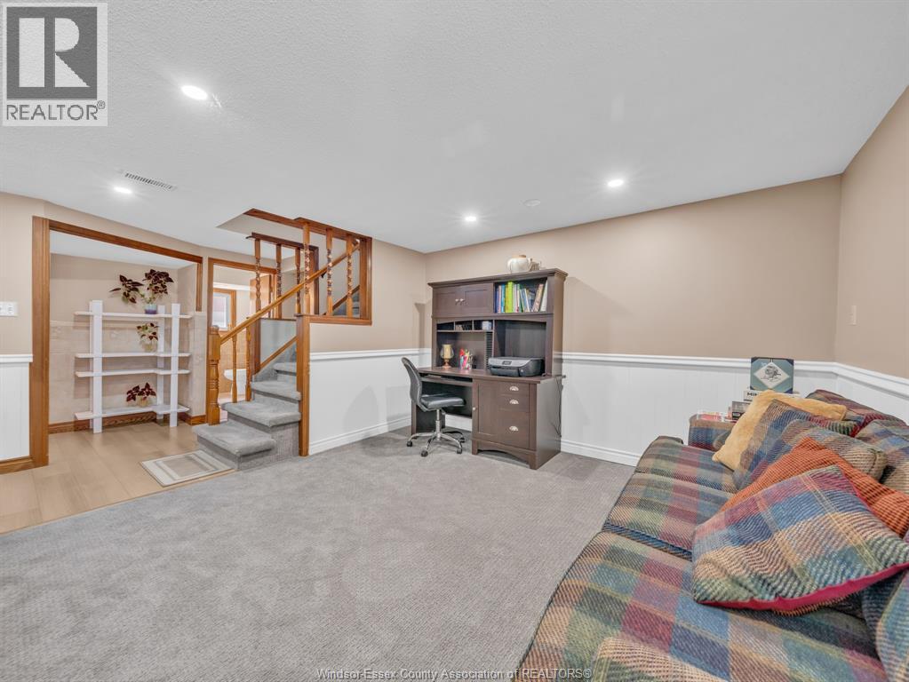 24 Camelot Avenue, Leamington, Ontario  N8H 4V6 - Photo 32 - 26017683