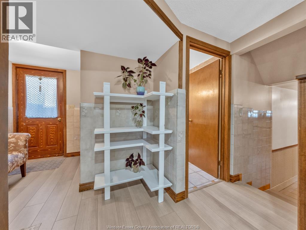 24 Camelot Avenue, Leamington, Ontario  N8H 4V6 - Photo 33 - 26017683