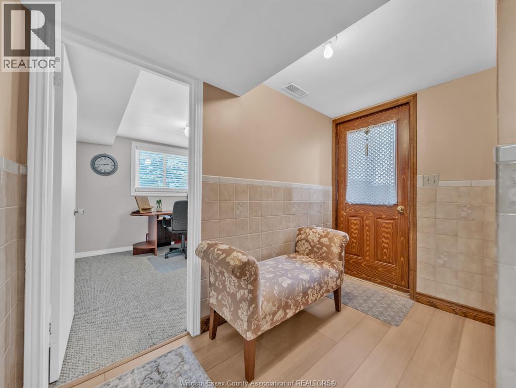 24 Camelot Avenue, Leamington, Ontario  N8H 4V6 - Photo 34 - 26017683