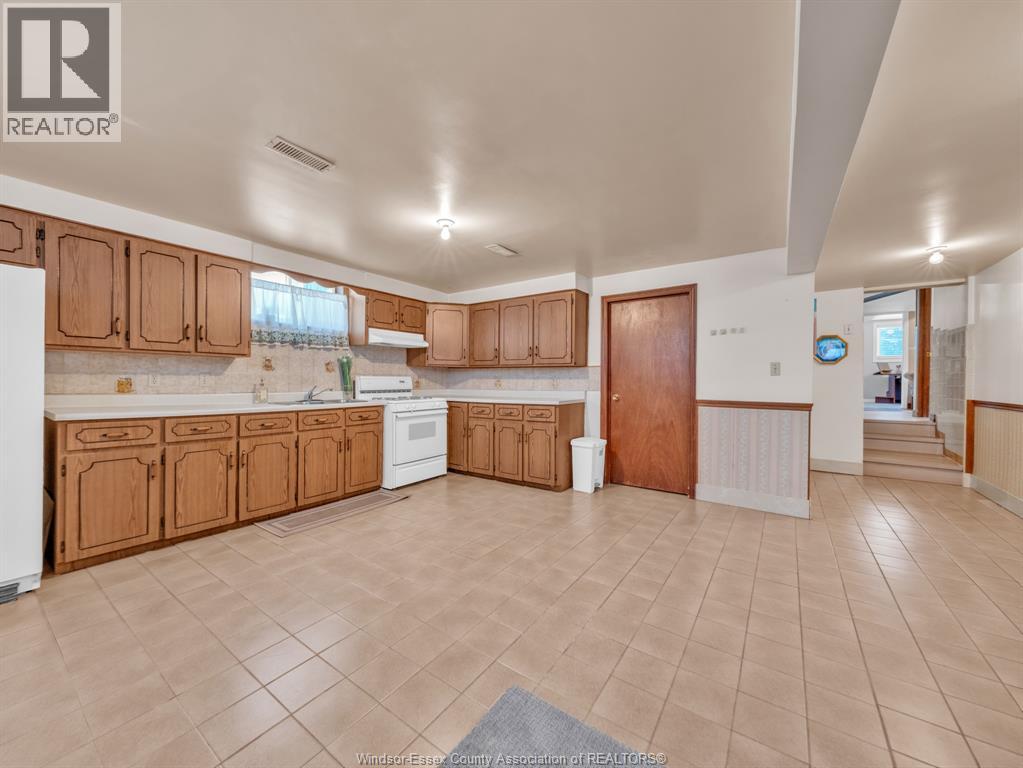 24 Camelot Avenue, Leamington, Ontario  N8H 4V6 - Photo 42 - 26017683
