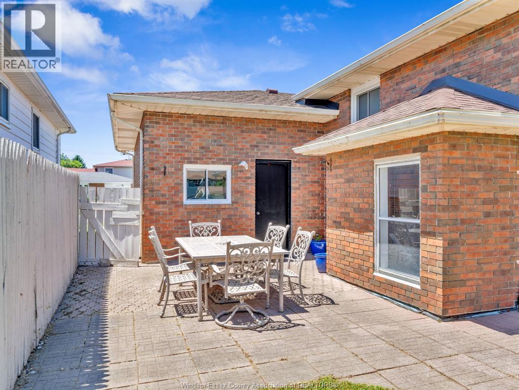24 Camelot Avenue, Leamington, Ontario  N8H 4V6 - Photo 45 - 26017683