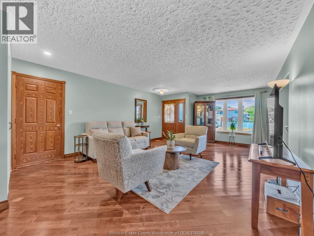 24 Camelot Avenue, Leamington, Ontario  N8H 4V6 - Photo 8 - 26017683