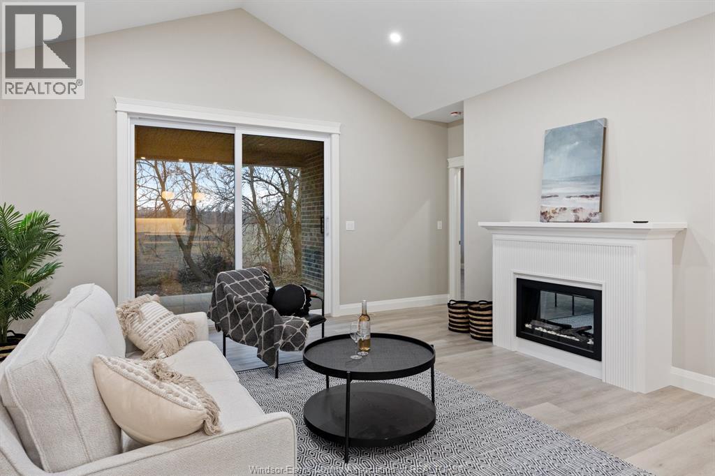 77 Pereira Drive, Harrow, Ontario  N0R 1G0 - Photo 12 - 26017740